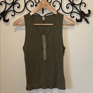 INTIMITELY FREE PEOPLE BUTTON DOWN TANK SIZE SMALL GREEN